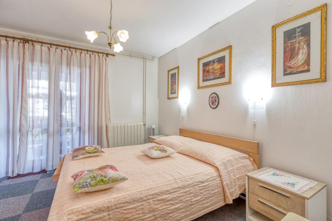 Apartment Complex Nevia Porec Ngoại thất bức ảnh